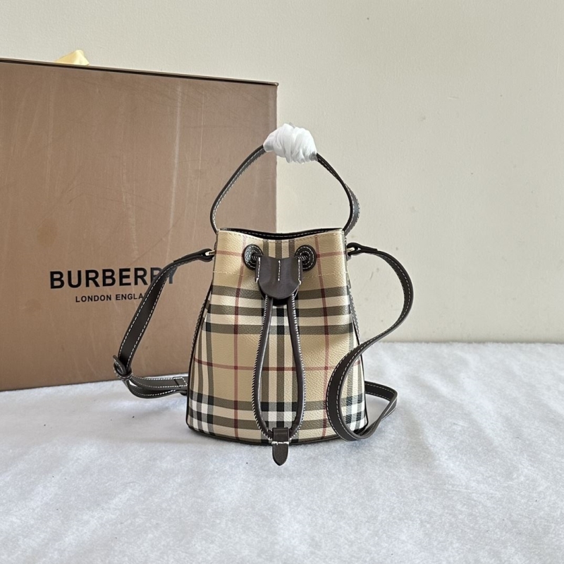 Bv*b*rry bucket bags